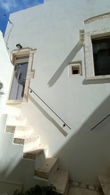 Sull'Arco Della Gnostra Vila Noci Exterior foto